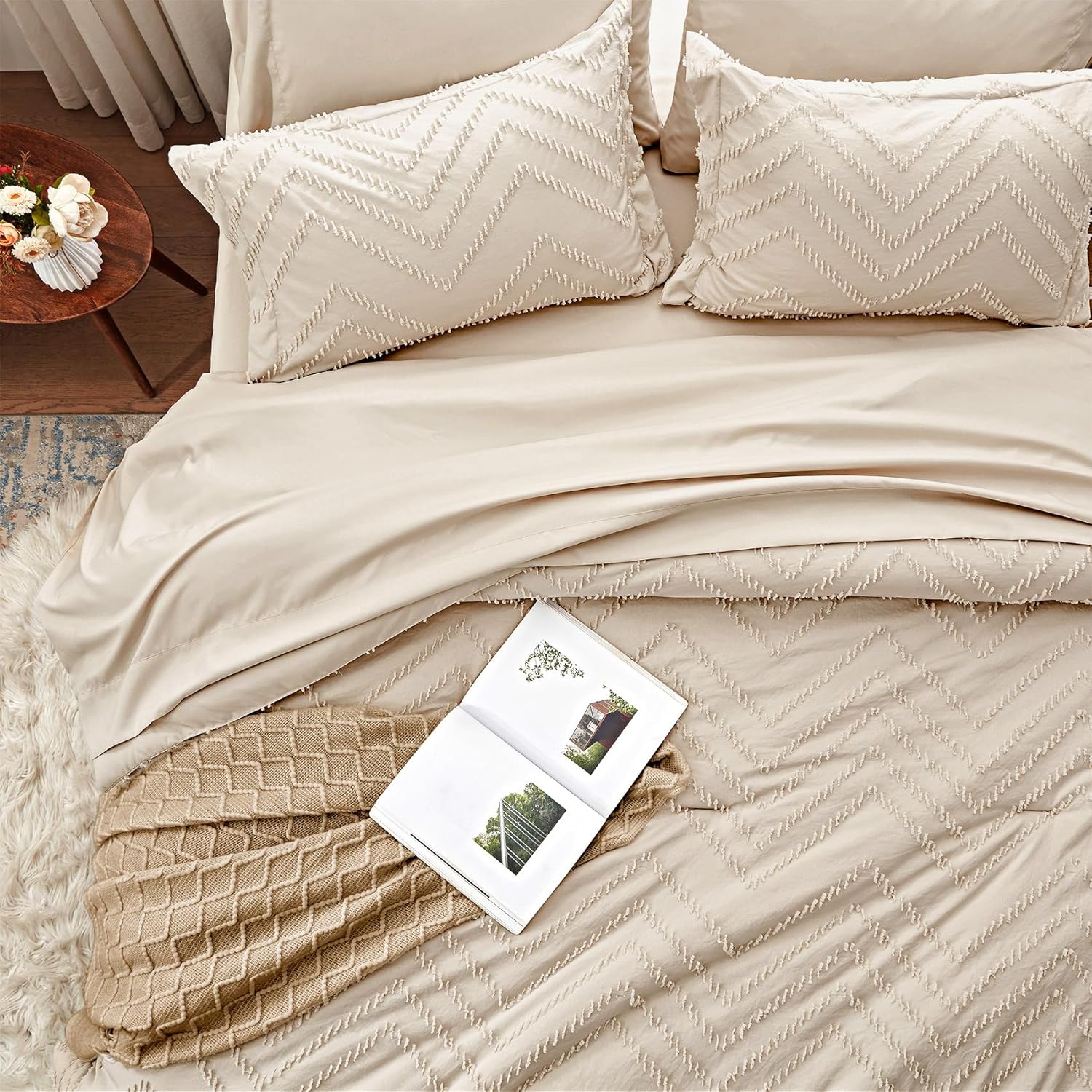 Tufted Bed in a Bag Set - 7 Pcs All Season Bedding Shabby Chic Comforter Sets